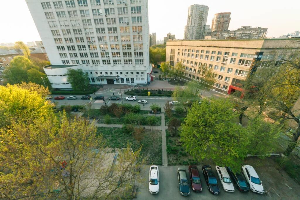 Уютная Студия На Метро Печерская В Центре Киева Kiev Luaran gambar